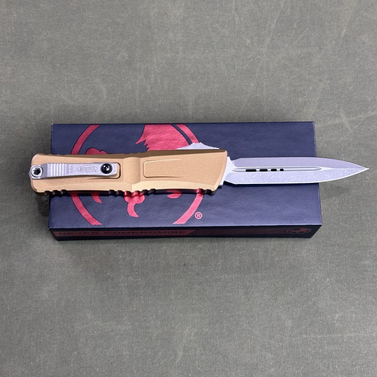 Microtech Combat Troodon D/E Gen III Tan Apocalyptic Microtech Combat Troodon D/E Gen III Tan Apocalyptic